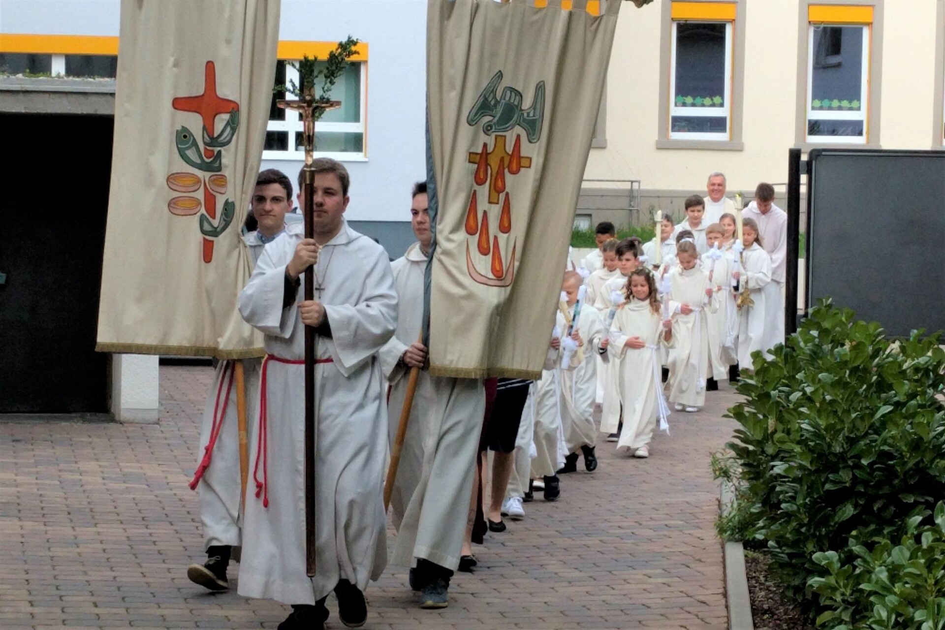 Die Erstkommunion-Gottesdienste des Pastoralraumes Alzeyer-Hügelland 2024: